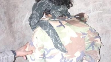 قوات الأمن في لودر تضبط متهمًا بتفجير قنبلة صوتية في المدينة