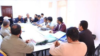 لقاء في تعز لبحث إدراج ضحايا “محرقة القاطرة” ضمن كشوفات شهداء وجرحى الحرب