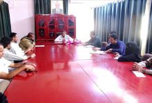 محافظ أبين يلتقي شباب المحافظة ويؤكد دعم مبادرتهم لبناء مستقبل أبين