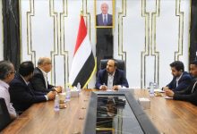 محافظ حضرموت يبحث مع وفد منظمة اليونيسكو تعزيز التعاون في حماية التراث الثقافي