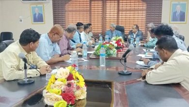 محافظ لحج يلتقي منظمة صناع النهضة لمناقشة التدخلات الإنسانية ويكرم بدرع تقديري