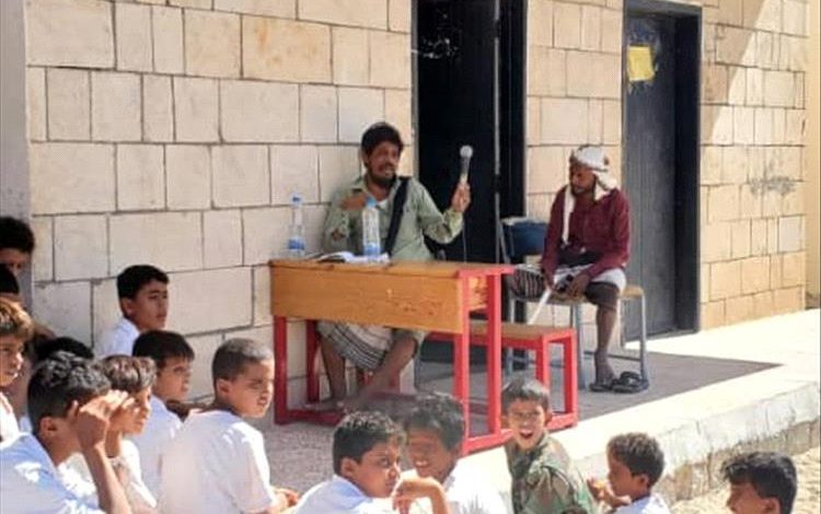 مدرسة الفتح /الجانح تقيم جمعية تربوية وندوة علمية ضمن الإنشطة اللاصفية