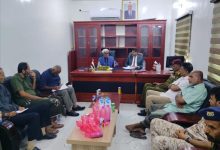 مدير عام جمرك شحن يناقش مع الجهات الأمنية آلية ضبط تهريب العملة ومكافحة غسيل الأموال