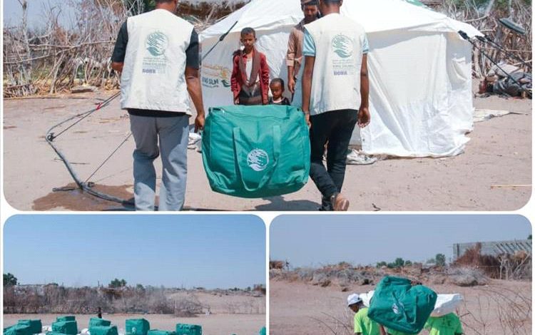 مركز الملك سلمان يوزع مواد إيوائية متنوعة في مديرية تبن بلحج