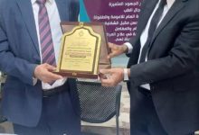 مستشفى الأمومة والطفولة بشبوة يكرم طبيب الإنسانية الدكتور محسن الشكليه تقديرًا لعطائه الإنساني والطبي