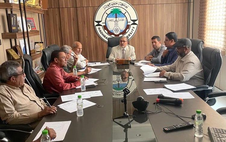 مشاركة "19" باحثا يمثلون (تسع جامعات) آسيوية وإفريقية في أسبوع البحث العلمي بجامعة حضرموت