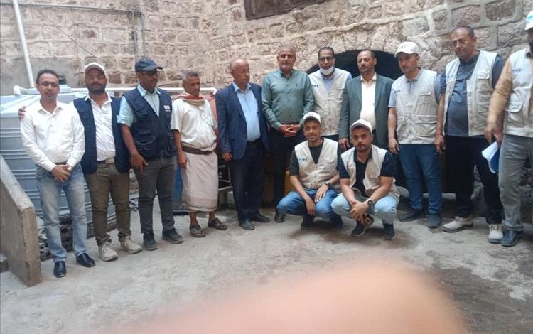 مشروع دولي يعيد تأهيل مسارات ومواقع تاريخية في مدينة تعز ويمنح الشباب فرص عمل جديدة