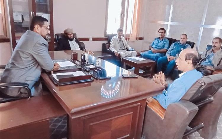 وكيل محافظة شبوة لمروق يتفقد الانضباط الوظيفي ومتابعة سير العملية التعليمية والتربوية بمكتب التربية شبوة