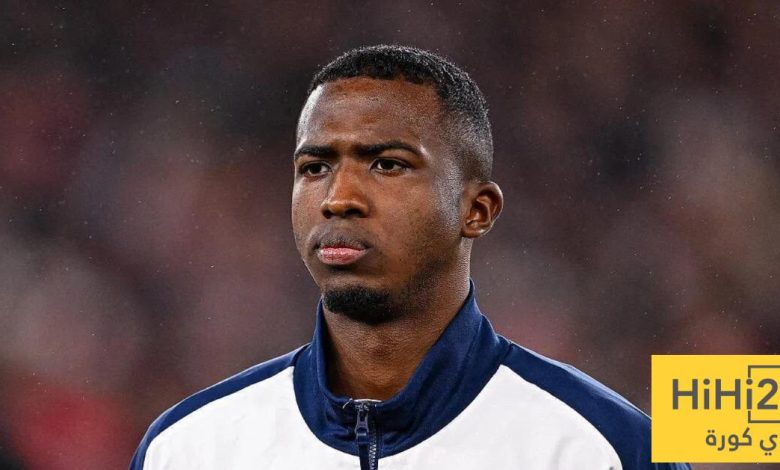 اتفاق مبدئي بين باشو وباريس سان جيرمان لتجديد العقد