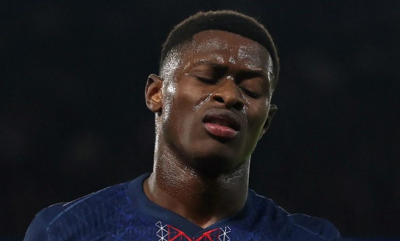 كيف أنقذ باريس نونو مينديز من إصابة خطيرة؟