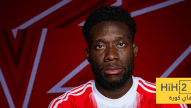 صورة – ديفيز يعود للتدريبات بعد غياب 239 يوم