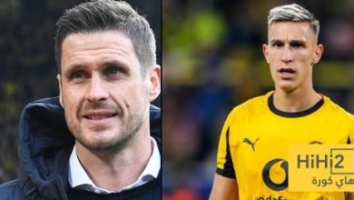 المدير الرياضي لدورتموند ينفي شائعات خلافه مع شلوتربيك