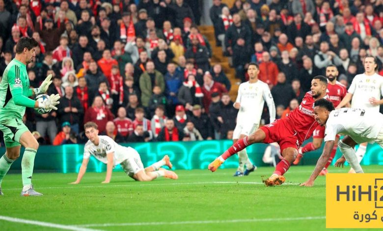 انتقادات لاذعة لريال مدريد : ” فريق يعيش على الحكام والحارس ” !