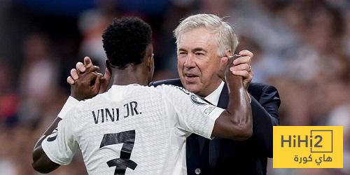 دور كارلو أنشيلوتي في حل مشكلة فينيسيوس مع ريال مدريد!