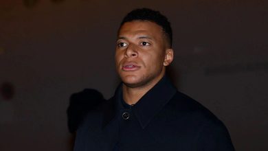 وصول بعثة ريال مدريد لليونان لمواجهة أولمبياكوس.. صور