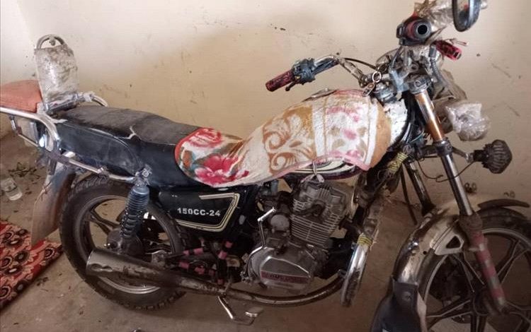 أمن لودر يضبط متهماً بسرقة دراجة نارية خلال ساعة واحدة من تلقي البلاغ