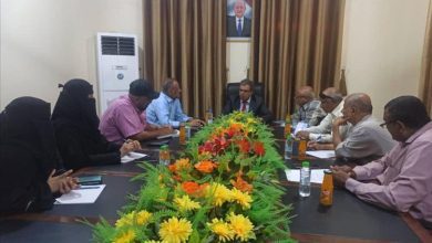 اجتماع يضم رئيس هيئة المواصفات والمقاييس ومدير عام أمن المنطقة الحرة بعدن لمناقشة التنسيق المشترك