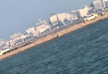 استحداثات جديدة داخل أحواض الملح بعدن والسلطة المحلية: “غير مشروعة وتم إيقافها سابقًا”