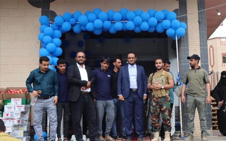 الأخوين تدشن افتتاح منظومة طاقة شمسية لمؤسسة الصالحي للتجارة والاستيراد