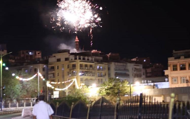 التواهي تحتفل بالذكرى الـ58 لعيد الجلاء 30 نوفمبر المجيد بألعاب نارية أضاءت سماء المدينة