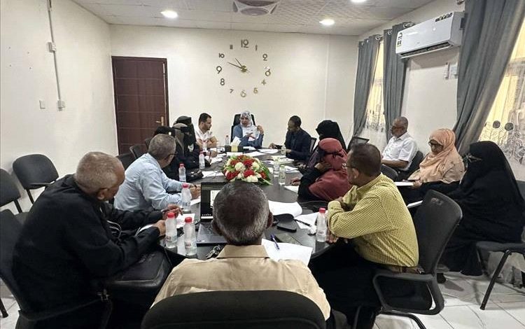 الجهاز المركزي للإحصاء يعقد اجتماعاً لفريق الإحصاء الوطني لمناقشة تعزيز التكامل وتفعيل الوحدات الإحصائية