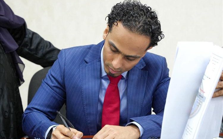 السقاف يوقع اتفاقية الرعاية الصحية لمعلمي ومعلمات العاصمة عدن في مستشفى عبود العسكري