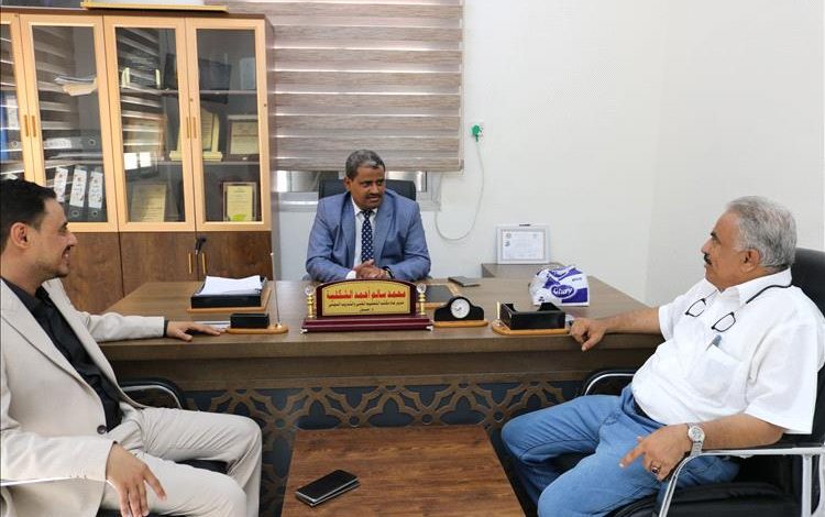 المحولي يتفقد مكتب التعليم الفني والتدريب المهني في عدن