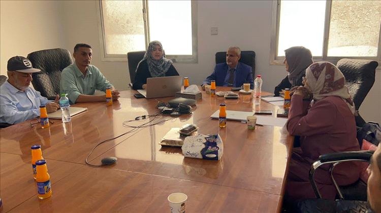 الوكيل الشبحي يترأس لقاء  لعمل الدراسات والاستراتيجية لمكافحة سرطان الثدي