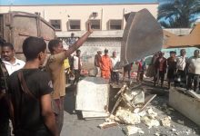 بتوجيهات الزهري.. تنفيذ حملة ميدانية لإزالة العشوائيات وتنظيم شارع الثقافة بخورمكسر