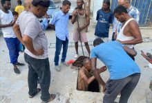 بدء العمل على تصفية مناهل وشبكة الصرف الصحي في القرية الروسية بخورمكسر