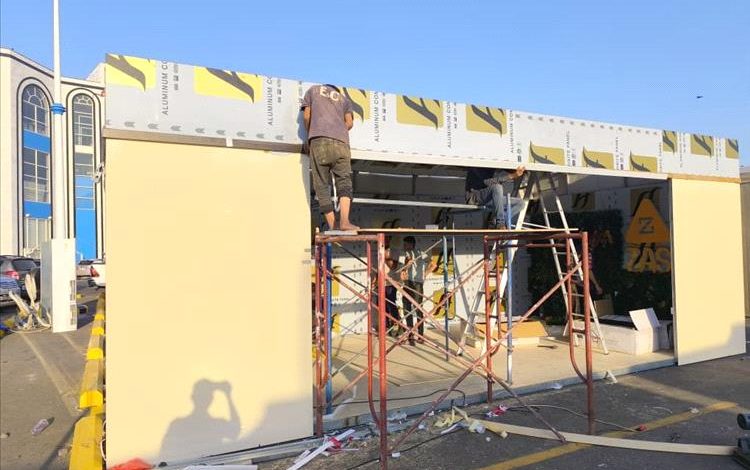 تجهيز 16 ركن لشركات الطاقة الشمسية في معرض المؤتمر الوطني الأول للطاقة بعدن مول