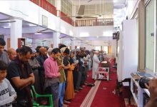 تشييع مهيب لجثمان المغدور به "جمال المفلحي" بعدن وسط حضور رسمي وشعبي