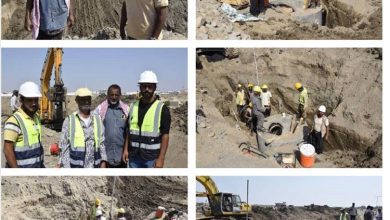 تواصل مشروع حفر وتركيب أنابيب مجاري الصرف الصحي الممتد من جولة المجاري إلى جولة الكراع