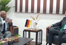 حيدرة يؤكد تعزيز الشراكة بين مستشفى الصداقة والجامعة الألمانية خلال لقائه برئيس الجامعة