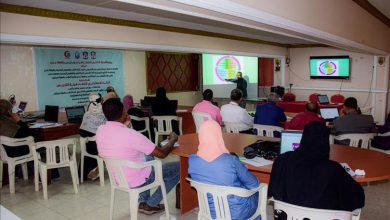 دورة تدريبية بكلية الطب بجامعة عدن حول توظيف الذكاء الاصطناعي في التعليم الطبي