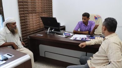 رئيس لجنة الخدمات بخورمكسر يبحث مع لجنة شركة الغاز آلية تنظيم عمل وكلاء الغاز في المديرية