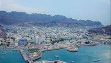 عدن.. شاب يقدم على إنهاء حياته في يوم زفاف طليقته