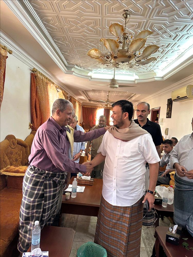 عدن: عضو مجلس القيادة الرئاسي، الدكتور عبدالله العليمي يزور منتدى باصره الثقافي