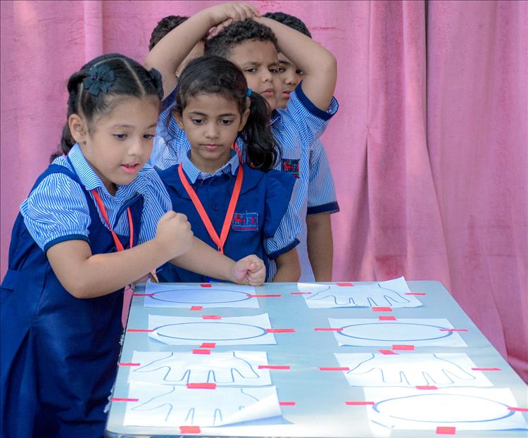 في اليوم العالمي للطفل… كلية التربية عدن تصنع مساحة للفرح والإلهام