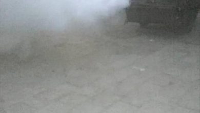 قسم صحة البيئة بمديرية التواهي ينفذ حملة رش ضبابي شاملة لمكافحة الحشرات الناقلة للأمراض