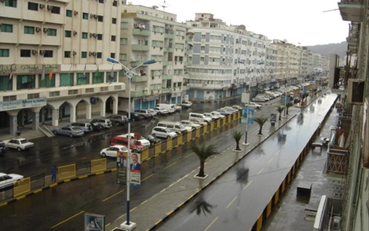 كارثة صامتة تتفاقم في المعلا.. ما الذي يحدث خلف عمارة كلير هاوس؟