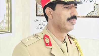 كلية القيادة والأركان بعدن تناقش بحثاً علمياً متميزاً حول أنظمة الاتصالات العسكرية