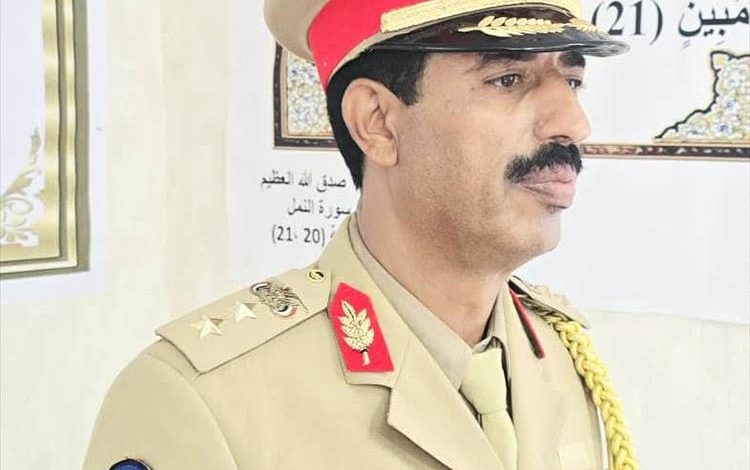 كلية القيادة والأركان بعدن تناقش بحثاً علمياً متميزاً حول أنظمة الاتصالات العسكرية