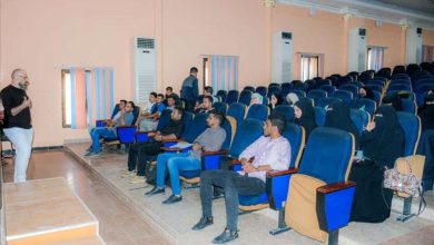 كلية طب الأسنان عدن تنظم دورة تدريبية نوعية في تجميل الأسنان