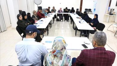 مؤسسة الصحافة الإنسانية و"فريدريش إيبرت" تفتتحان ورشة عمل حول التغير المناخي والطاقة المتجددة في عدن