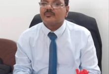 مدير الشؤون الاجتماعية بمديرية المنصورة بعدن يدين انتهاك حقوق الطفل بحرمانه من الاسم والنسب