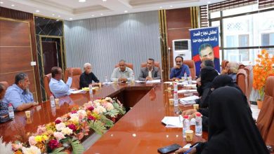 مدير عام خورمكسر يبحث مع وكيل عدن لشؤون المشاريع مستوى تنفيذ البرنامج الاستثماري لعام 2025