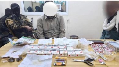 مكافحة المخدرات في عدن توجه ضربة موجعة لمروجي المخدرات وتطيح بأحد مروّجيها