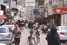 مواطنون بعدن: هناك ارتفاع متواصل في الأسعار وسط غياب تام للرقابة