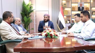 وزير الأوقاف والإرشاد يترأس اجتماع لجنة المناقصات والمزايدات ويشدد على منهجية الشفافية